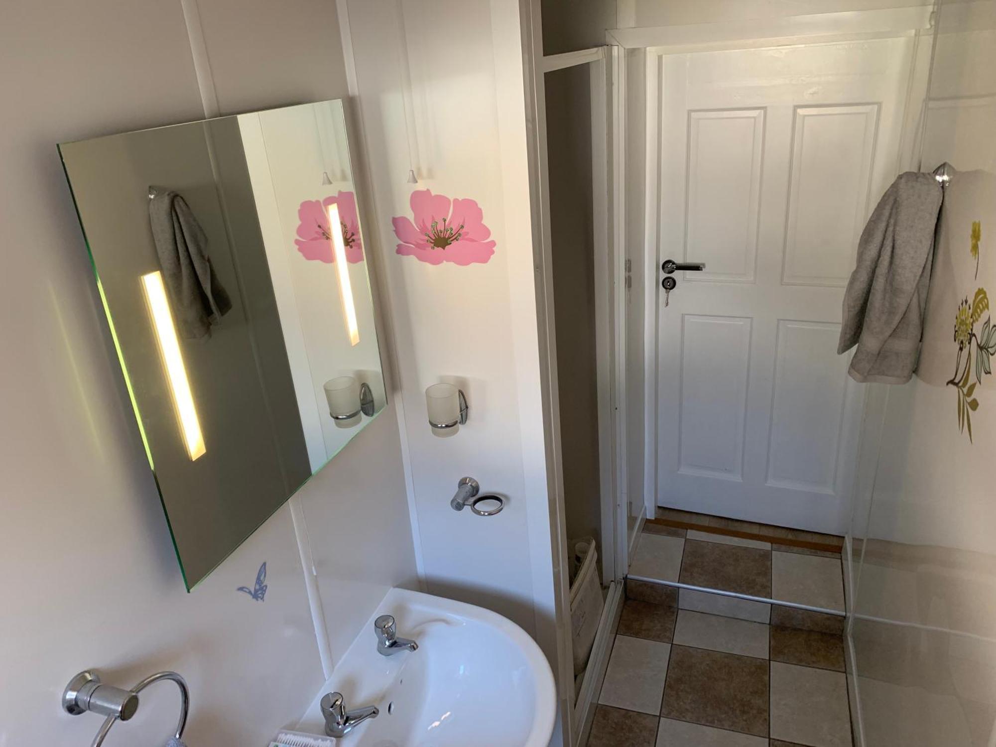 Seventy Eight Villa Wexford Room photo